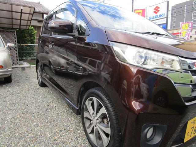 デイズ ハイウェイスター G プシュスタート/エマーゼエンシーブレキ/アラウンドビューモニター/ETC/ナビ/TV/禁煙車/HIDオートライト/オートエアコン(6枚目)