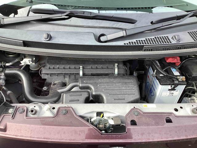 ムーヴキャンバス Ｘメイクアップリミテッド　ＳＡＩＩＩ　インパネシフト　プッシュスタートスイッチ　電子カードキー　衝突被害軽減システム　ＡＢＳ　レーンキープ　カーナビ　オートエアコン（17枚目）