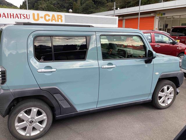 タフト Ｇ　インパネシフト　プッシュスタートスイッチ　電子カードキー　運転席助手席エアバッグ　被害軽減ブレーキ　オートマチックハイビーム　車線逸脱防止　ガラスルーフ　アルミホイール　ＡＢＳ（4枚目）