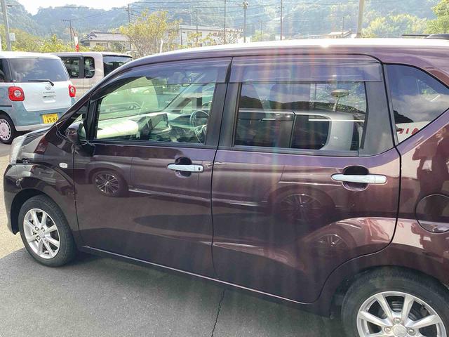 ムーヴ XリミテッドII SAIII インパネシフト プッシュスタートスイッチ 電子カードキー 衝突被害軽減システム ABS アルミホイール オートエアコン 電動格納ミラー(5枚目)