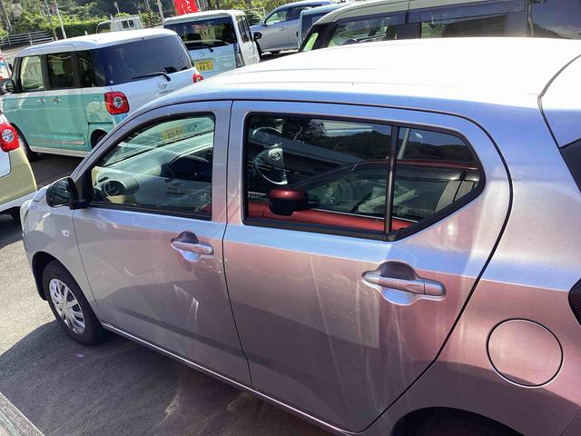 ミライース Ｌ　ＳＡＩＩＩ　インパネシフト　リモコンキー　レーンキープアシスト　オートハイビーム　ＡＢＳ　衝突被害軽減システム　運転席助手席エアバック（5枚目）