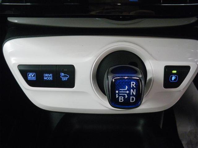 プリウス S ・純正ナビ/フルセグTV ETC バックモニター ドラレコ 15AW LEDヘッドランプ LEDフロントフォグランプ トノカバー AUTOライト 電格ドアミラー ワンオーナー車 中古車ハイブリッド保証(21枚目)