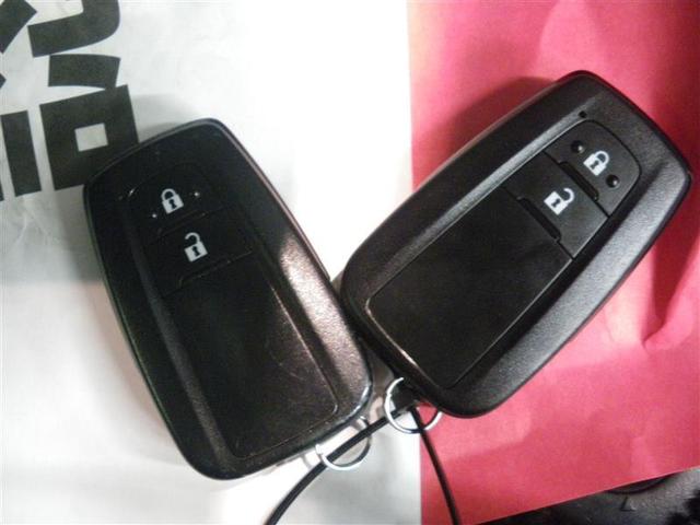 プリウス S ・純正ナビ/フルセグTV ETC バックモニター ドラレコ 15AW LEDヘッドランプ LEDフロントフォグランプ トノカバー AUTOライト 電格ドアミラー ワンオーナー車 中古車ハイブリッド保証(25枚目)