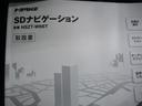S ・純正ナビ/フルセグTV ETC バックモニター ドラレコ 15AW LEDヘッドランプ LEDフロントフォグランプ トノカバー AUTOライト 電格ドアミラー ワンオーナー車 中古車ハイブリッド保証(27枚目)