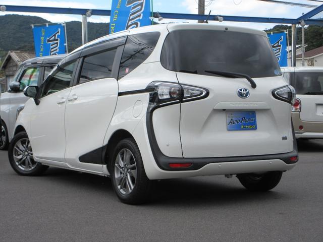 シエンタ ハイブリッド　Ｇ　セーフティーエディション　トヨタセーフティ　両側電動　シートヒーター　ＬＥＤオートハイビームライト　純正８インチナビフルセグ　Ｂｌｕｅｔｏｏｔｈ　全方位モニター　純正１５インチアルミ　７人乗り　走行１９０７６キロ　禁煙車（9枚目）