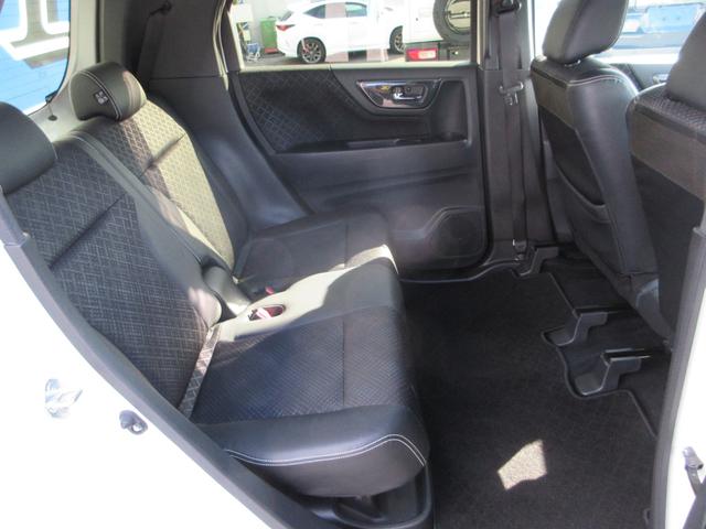 N-WGN G SSパッケージ 衝突軽減ブレーキ ハーフレザーシート SDナビフルセグ DVD再生 Bluetooth バックカメラ HIDオートライト ETC 純正エアロ&アルミ 走行38992キロ 禁煙車(17枚目)