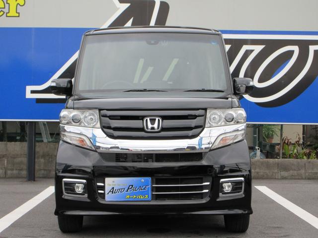 N-BOXカスタム G ターボSSブラックスタイルパッケージ 衝突軽減 ハーフレザーシート&ヒーター 両側電動 SDナビフルセグ Bluetooth バックカメラ HIDオートライト オートクルーズ ETC 純正エアロ&専用アルミ 走行19823キロ 禁煙車(2枚目)