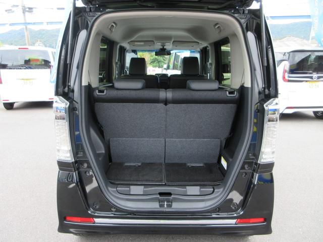 N-BOXカスタム G ターボSSブラックスタイルパッケージ 衝突軽減 ハーフレザーシート&ヒーター 両側電動 SDナビフルセグ Bluetooth バックカメラ HIDオートライト オートクルーズ ETC 純正エアロ&専用アルミ 走行19823キロ 禁煙車(19枚目)