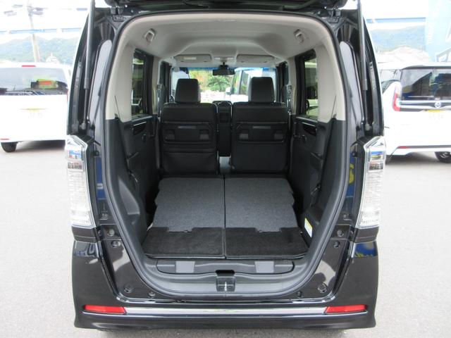 N-BOXカスタム G ターボSSブラックスタイルパッケージ 衝突軽減 ハーフレザーシート&ヒーター 両側電動 SDナビフルセグ Bluetooth バックカメラ HIDオートライト オートクルーズ ETC 純正エアロ&専用アルミ 走行19823キロ 禁煙車(20枚目)