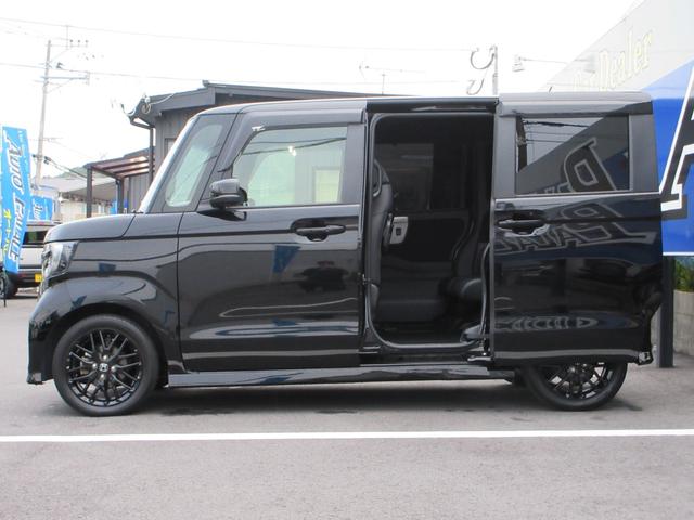 Ｎ－ＢＯＸカスタム Ｌターボ　スタイル＋ブラック　ハーフレザーシート＆ヒーター　両側電動　純正８インチナビフルセグ　Ｂｌｕｅｔｏｏｔｈ　バックカメラ　ＬＥＤオートハイビームライト　オートクルーズ　純正エアロ＆専用アルミ　走行２１８７３キロ　禁煙車（5枚目）