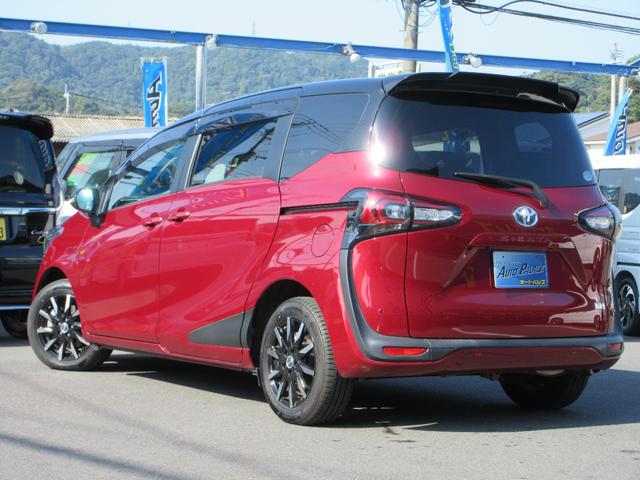 シエンタ ハイブリッドG クエロ トヨタセーフティ 両側電動 ハーフレザーシート&ヒーター 純正ナビフルセグ DVD再生 Bluetooth 全方位 LEDオートハイビームライト 後部席モニター ETC 走行37066キロ 禁煙車(9枚目)