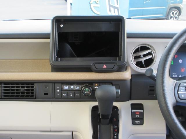 ９インチナビフルセグ・Ｂｌｕｅｔｏｏｔｈ・ＤＶＤ再生・バックカメラ