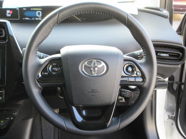 プリウス S トヨタセーフティ LEDオートハイビームライト SDナビフルセグ Bluetooth DVD再生 バックカメラ オートクルーズ ETC 純正16インチ 走行46149キロ 禁煙車(14枚目)