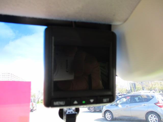 N-BOX G・Lホンダセンシング 禁煙車 ホンダセンシング 純正SDナビ ビルトインETC バックモニター 純正ドライブレコーダー(12枚目)