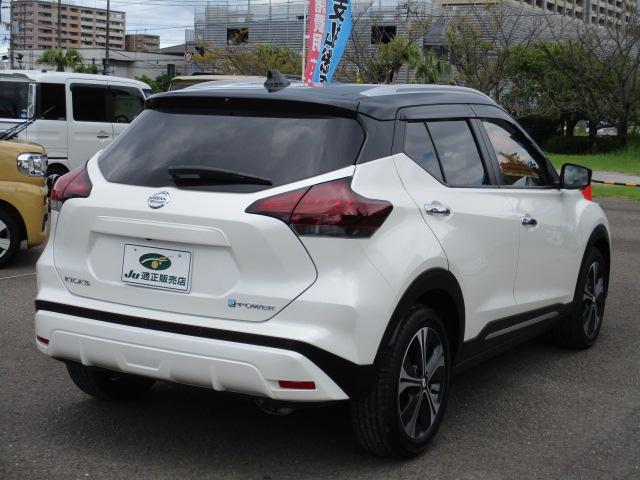 キックス Ｘ　ツートーンインテリアエディション　禁煙車　エマージェンシーブレーキ　アラウンドビューモニター　ＳＯＳコール　前後クリアランスソナー　プロパイロット　純正８インチＳＤナビ　インテリジェントルームミラー（6枚目）