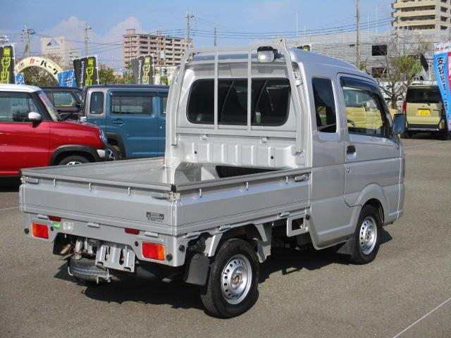 スーパーキャリイ Ｌ　禁煙車　デュアルカメラブレーキサポート　衝突軽減ブレーキ　レーンアシスト　オートマチックハイビーム　オートライト（6枚目）