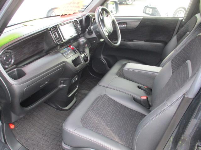 Ｎ－ＯＮＥ プレミアム　禁煙車　あんしんパッケージ　衝突軽減ブレーキ　サイドエアバッグ　社外ＳＤナビ　ビルトインＥＴＣ　バックモニター（22枚目）