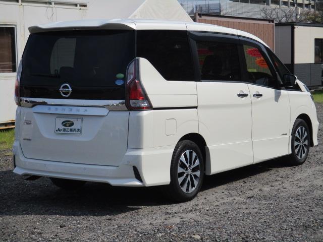 セレナ ハイウェイスターＶ　禁煙車　エマージェンシーブレーキ　アラウンドビューモニター　ハンズフリー付両側パワースライドドア　前後クリアランスソナー　純正ＳＤナビ　ＥＴＣ（6枚目）