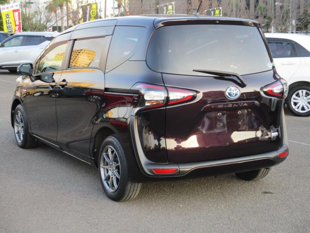 シエンタ ハイブリッドG クエロ ワンオーナー 禁煙車 トヨタセーフティセンス 社外SDナビ ビルトインETC 両側パワースライドドア(4枚目)