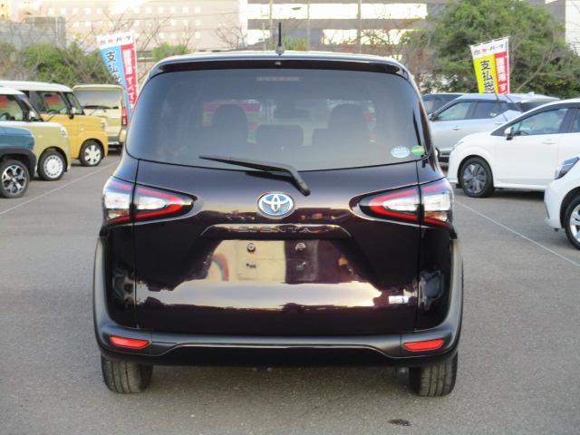 シエンタ ハイブリッドG クエロ ワンオーナー 禁煙車 トヨタセーフティセンス 社外SDナビ ビルトインETC 両側パワースライドドア(5枚目)