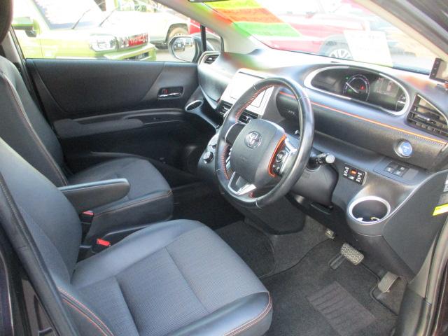 シエンタ ハイブリッドG クエロ ワンオーナー 禁煙車 トヨタセーフティセンス 社外SDナビ ビルトインETC 両側パワースライドドア(9枚目)