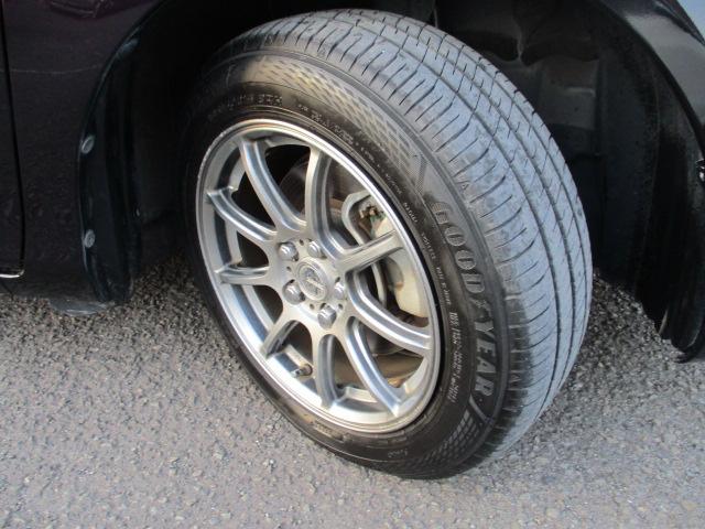 シエンタ ハイブリッドG クエロ ワンオーナー 禁煙車 トヨタセーフティセンス 社外SDナビ ビルトインETC 両側パワースライドドア(24枚目)