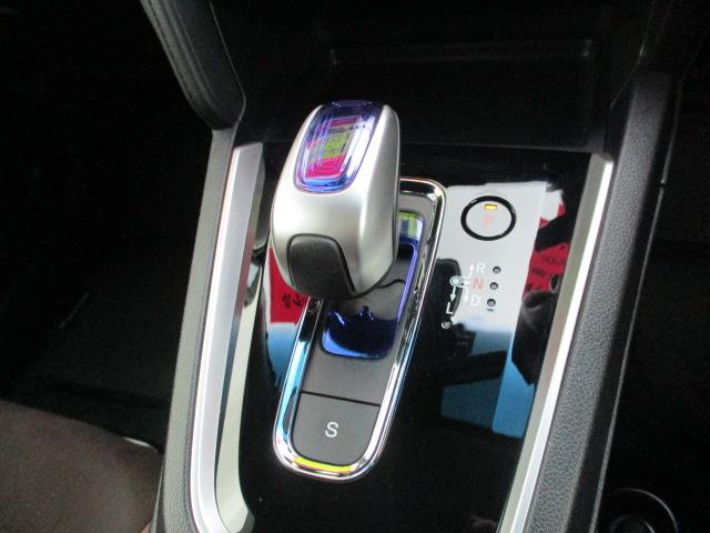 シャトル ハイブリッドZ ワンオーナー 禁煙車 あんしんパッケージ 衝突被害軽減ブレーキ サイドエアバック 純正SDナビ ビルトインETC バックモニター 社外ドライブレコーダー ハーフレザーシート(17枚目)