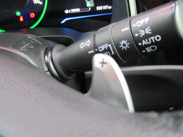 シャトル ハイブリッドZ ワンオーナー 禁煙車 あんしんパッケージ 衝突被害軽減ブレーキ サイドエアバック 純正SDナビ ビルトインETC バックモニター 社外ドライブレコーダー ハーフレザーシート(20枚目)