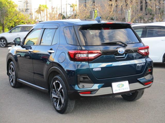 ロッキー プレミアムＧ　ＨＥＶ　禁煙車　スマートアシストＩＩＩ　前後クリアランスソナー　純正９インチディスプレイオーディオ　ビルトインＥＴＣ　バックモニター　レーダークルーズコントロール　スマートペダル　社外前後ドライブレコーダー（4枚目）