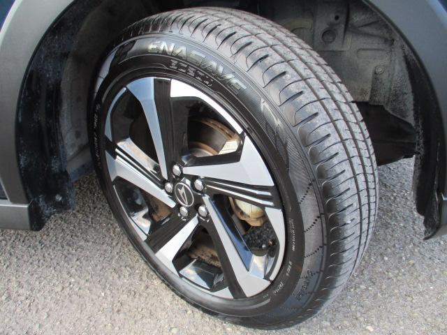 ロッキー プレミアムＧ　ＨＥＶ　禁煙車　スマートアシストＩＩＩ　前後クリアランスソナー　純正９インチディスプレイオーディオ　ビルトインＥＴＣ　バックモニター　レーダークルーズコントロール　スマートペダル　社外前後ドライブレコーダー（28枚目）