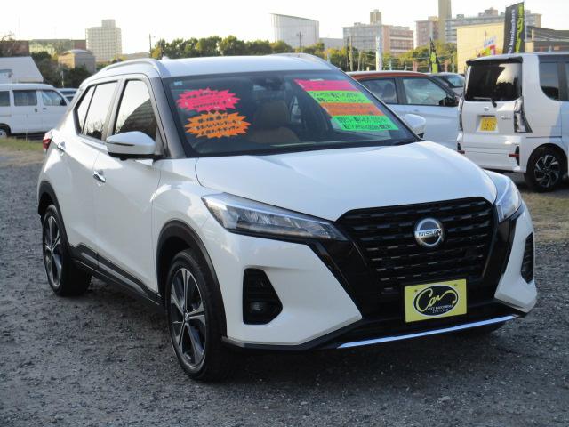 キックス Ｘ　ツートーンインテリアエディション　禁煙車　エマージェンシーブレーキ　前後クリアランスソナー　アラウンドビューモニター　純正ＳＤナビ　プロパイロット（8枚目）