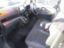 全席ハーフレザーシートになってますので、高級感があり、お手入れも楽々です♪