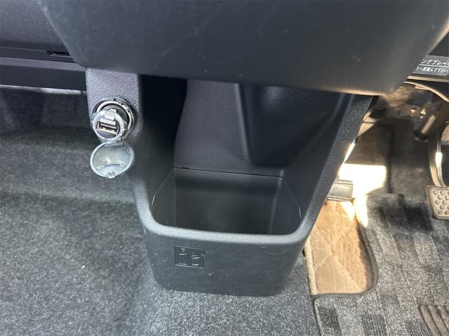 ピクシスジョイ Ｆ　Ｇ　ＳＡＩＩ　ＥＴＣ　ナビ　ＴＶ　衝突被害軽減システム　オートライト　ＬＥＤヘッドランプ　スマートキー　アイドリングストップ　電動格納ミラー　ベンチシート　ＣＶＴ　盗難防止システム　ＡＢＳ　ＥＳＣ　ＣＤ（44枚目）