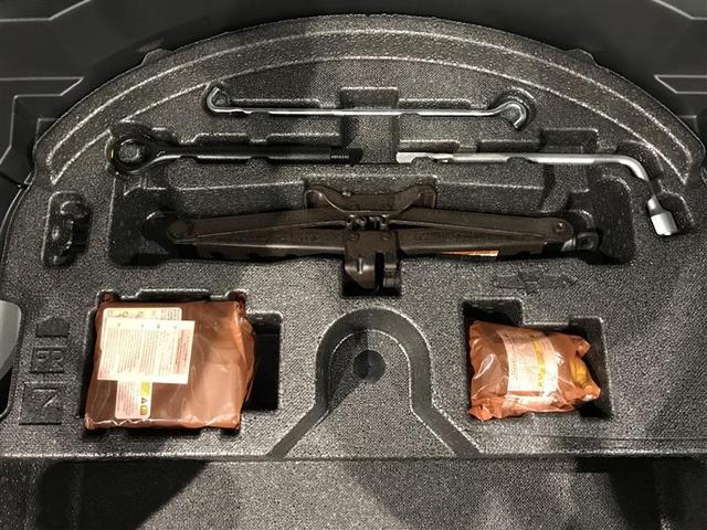 ハリアーハイブリッド Z レザーパッケージ 地デジ 横滑防止 盗難防止システム Bモニター LEDライト パワーウィンドウ クルコン スマートキ- 助手席エアバック パワーシート エアバッグ 点検記録簿 オートエアコン ナビTV ETC ABS(26枚目)