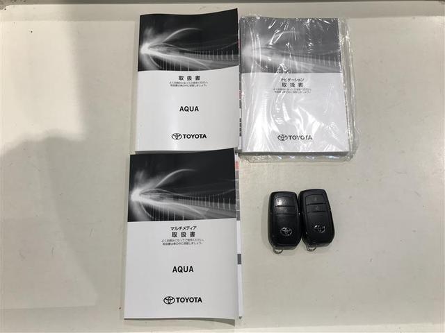 アクア G VSC 衝突軽減ブレーキ メモリナビ バックモニター LED クルーズコントロール スマートキー ETC車載器 AC100V ナビ パワーウィンドウ イモビライザー レンタカーアップ オートエアコン(12枚目)