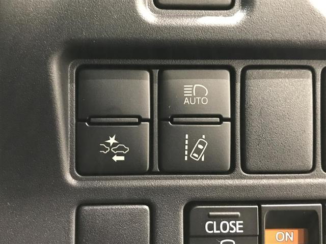 ヴォクシー ZS 煌 地上デジタル TSS 両側パワードア アイドリングストップ車 パワーウィンド 横滑防止 整備記録簿 DVD可 盗難防止装置 スマートエントリー Bカメラ AUX LEDヘッドライト メモリーナビ AW(4枚目)