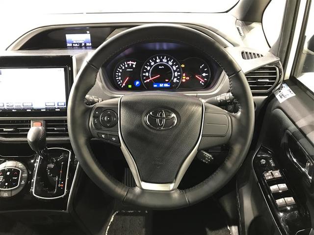 ヴォクシー ZS 煌 地上デジタル TSS 両側パワードア アイドリングストップ車 パワーウィンド 横滑防止 整備記録簿 DVD可 盗難防止装置 スマートエントリー Bカメラ AUX LEDヘッドライト メモリーナビ AW(10枚目)