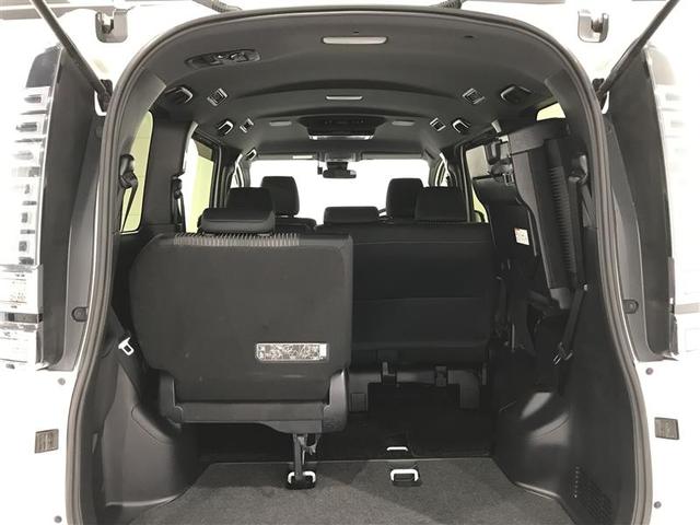 ヴォクシー ZS 煌 地上デジタル TSS 両側パワードア アイドリングストップ車 パワーウィンド 横滑防止 整備記録簿 DVD可 盗難防止装置 スマートエントリー Bカメラ AUX LEDヘッドライト メモリーナビ AW(33枚目)