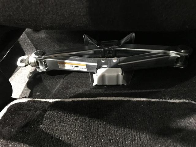 カローラアクシオ ハイブリッドG ダブルバイビー 地デジ 衝突被害軽減 アルミ Bカメラ ミュージックプレイヤー接続可 横滑り防止機能 エアバッグ ナビ&TV オートエアコン メモリナビ ABS LEDヘッドライト ドライブレコーダー 記録簿 ETC(29枚目)