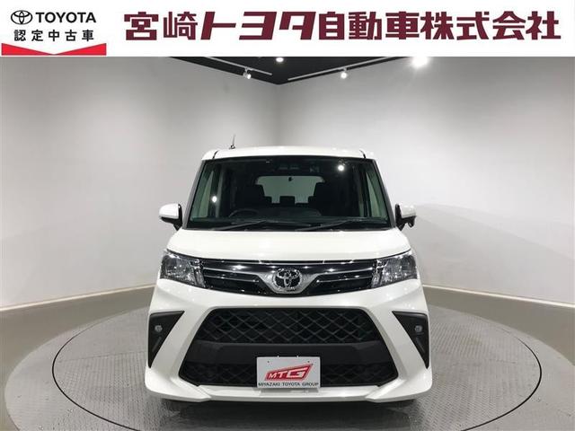 コンパクト車ですが、フロントグリルが大型で、どっしりした印象があります。ラグジュアリー感もあり、威風堂々たる面構えとなっています！