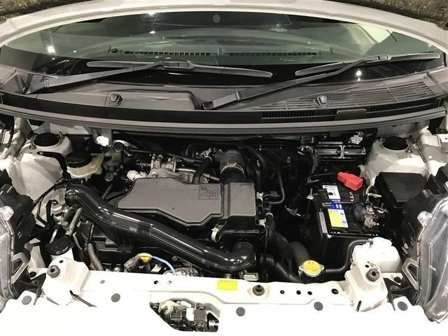 普段はあまり見ないエンジンルーム内も綺麗に仕上げています。見えないところも清潔に保ちたいですよね。