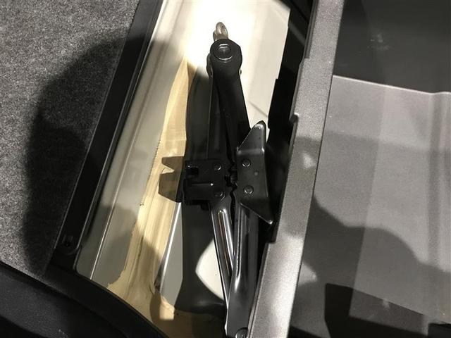 クラウンハイブリッド ロイヤルサルーン　フルセグテレビ　Ｂカメラ　ＬＥＤヘッドランプ　ＤＶＤ再生機能　盗難防止システム　スマキー　オートクルーズコントロール　電動パワーシート　ＥＳＣ　ＥＴＣ付き　アルミホイール　カーテンエアバッグ　エアコン（26枚目）