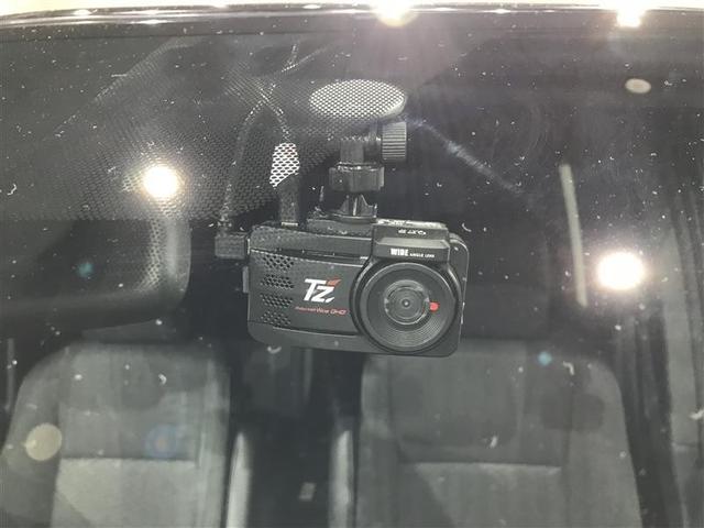 ヴォクシー ハイブリッドS-G リアオートエアコン 地デジ クルコン Bカメラ 横滑防止装置 LEDヘッド 両側自動ドア キーレス ナビ&TV アルミホイール 3列シート スマートキー ミュージックプレイヤー接続可 メモリーナビ(5枚目)