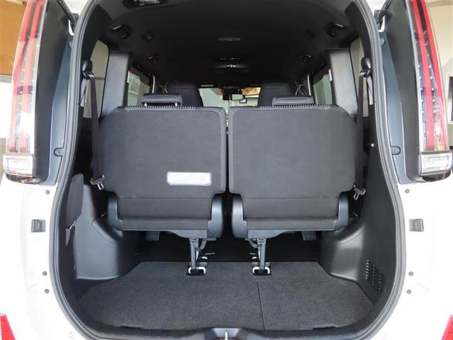 ノア ハイブリッドＳｉ　ＡＢＳ　横滑り防止機能　ダブルエアコン　エアバッグ　バックモニター　オートクルーズコントロール　盗難防止システム　記録簿有　ナビＴＶ　ＬＥＤライト　３列シート　メモリーナビ　ＥＴＣ　スマートキ－　ＡＷ（32枚目）