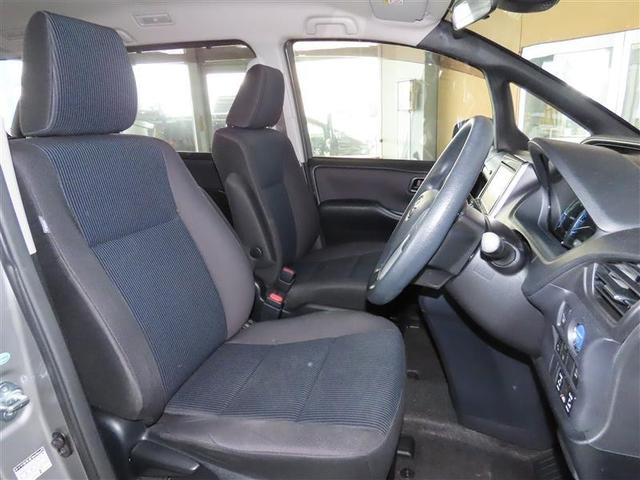 ���ʂ��̂悢��������Ƃ������E�ŁA�N�ł��^�]���₷���ł��B�^�]�̂��₷���͔��ɂ����ɂ��q����܂����