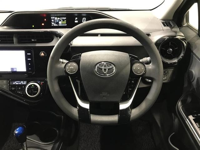 アクア Ｓ　スマートキープッシュスタート　キーレスエントリ　ＬＥＤヘッドライト　フルセグ地デジ　イモビ　ナビ＆ＴＶ　オートエアコン　デュアルエアバック　ＥＳＣ　Ｂカメラ　パワーウィンドウ　ＡＵＸ端子　ＥＴＣ（9枚目）