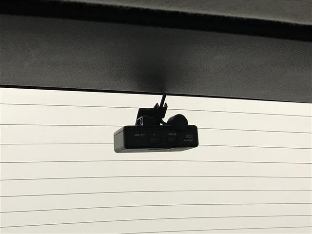 ヴェゼル ハイブリッドＸ・ホンダセンシング　地デジ　ＡＷ　Ａクルーズ　ミュージックプレイヤー接続可　Ｂモニ　スマキー　オートエアコン　ＶＳＡ　ＬＥＤヘッドライト　ＥＴＣ車載器　カーテンエアバッグ　ドライブレコーダー装着車　メモリナビ　ＡＢＳ（6枚目）