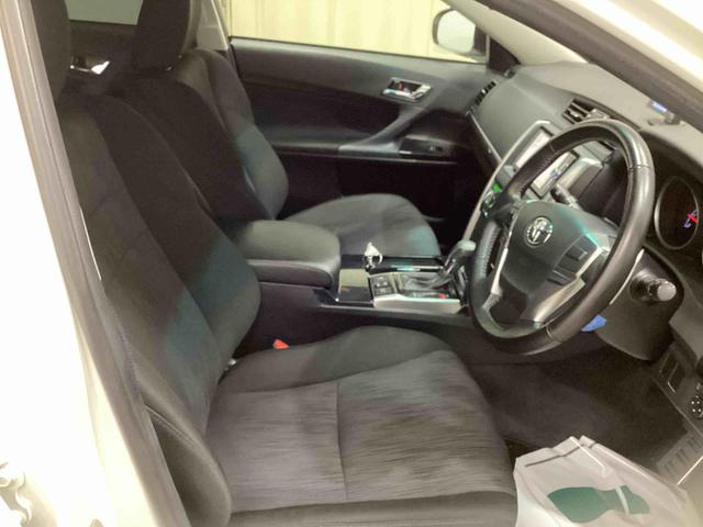 マークＸ ２５０Ｇ　Ｓパッケージ　フロアシフト　パドルシフト　電子カードキー　プッシュスタートスイッチ　カーナビ　バックモニター　フォグランプ　アルミホイール（13枚目）