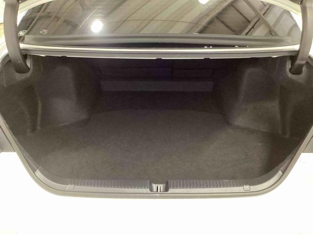 マークＸ ２５０Ｇ　Ｓパッケージ　フロアシフト　パドルシフト　電子カードキー　プッシュスタートスイッチ　カーナビ　バックモニター　フォグランプ　アルミホイール（18枚目）