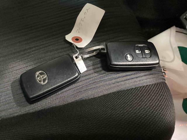 マークＸ ２５０Ｇ　Ｓパッケージ　フロアシフト　パドルシフト　電子カードキー　プッシュスタートスイッチ　カーナビ　バックモニター　フォグランプ　アルミホイール（28枚目）